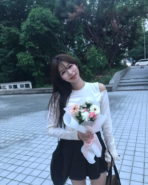 데이랜드 오프숄더 티셔츠 