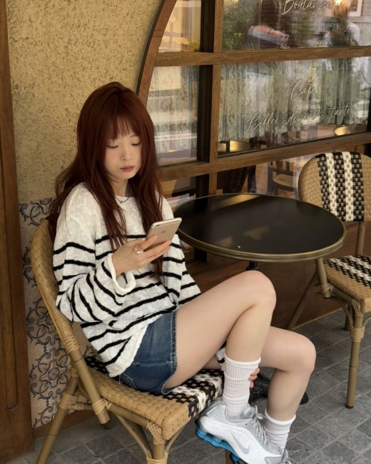 포키 부클 스트라이프 니트 